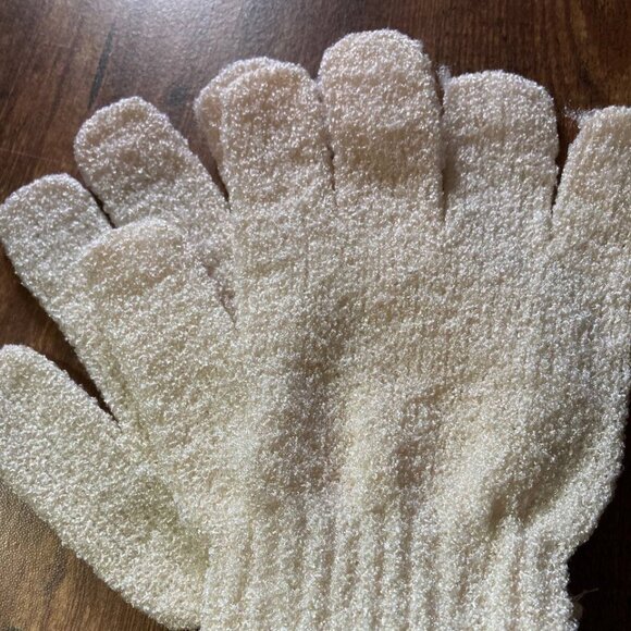 NEW SHOWER GLOVES, Exfoliating Bath Gloves, Bath Gloves - Picture 3 of 3